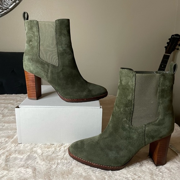 Ralph Lauren Women's Mylah Pull-On Chelsea Boots. Olive Green. 6.5 US. 37 EUR. - Picture 12 of 14